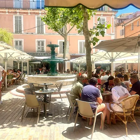 Maison Bobleu Pensionat 3*