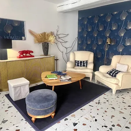 Maison Bobleu 3* 邦多勒