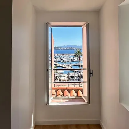 게스트하우스 Maison Bobleu 3*